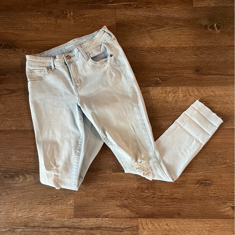 🎉 BOGO free 🎉 Mid-rise Rockstar Jeans
